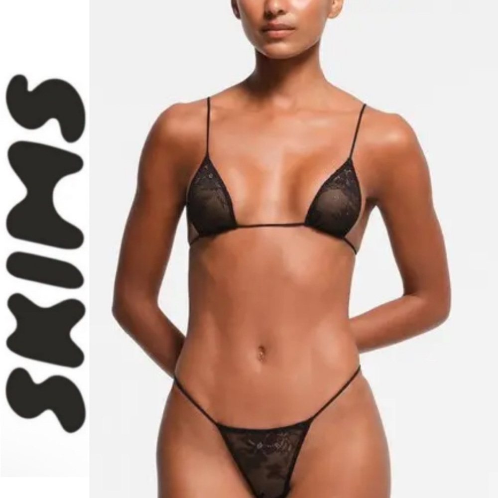 SKIMS 🖤 ultra fine micro black lace triangle string bra~ Large